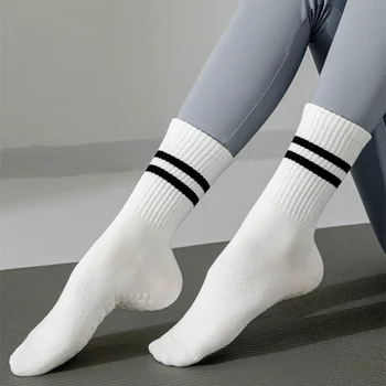 Горещи продажба раирани йога чорапи силиконови нехлъзгащи спортни чорапи жени памук дишаща дами фитнес пилатес чорапи Sox