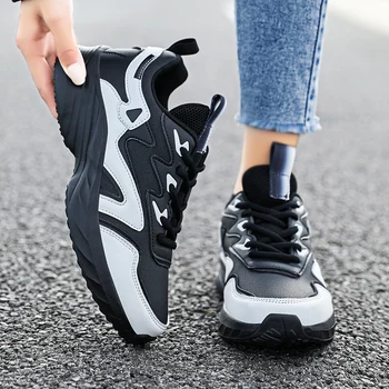 Нови летящи тъкани дишащи спортни обувки нехлъзгащи ежедневни обувки меки подметки леки ins татко обувки женски модни обувки