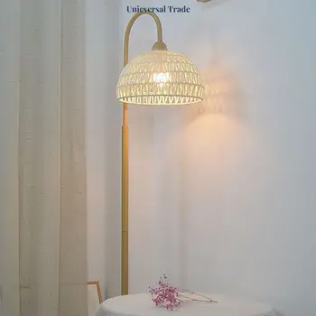 френски крем вятър етаж лампа хол диван атмосфера спалня нощно легло вертикална подова лампа ратан лампа